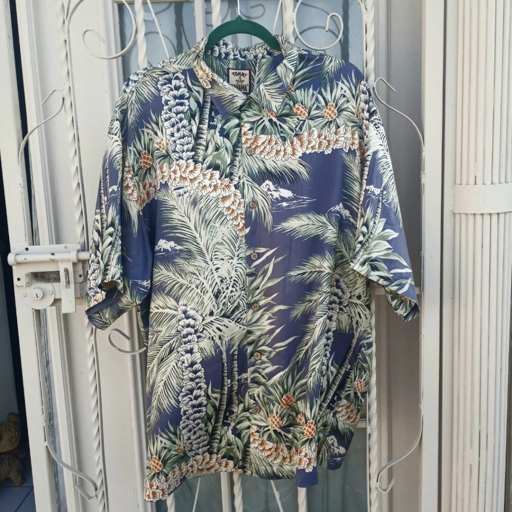 Tommy Bahama Silk Button-up Hawaiian Tropical Green    Men Size Large - Picture 4 of 16